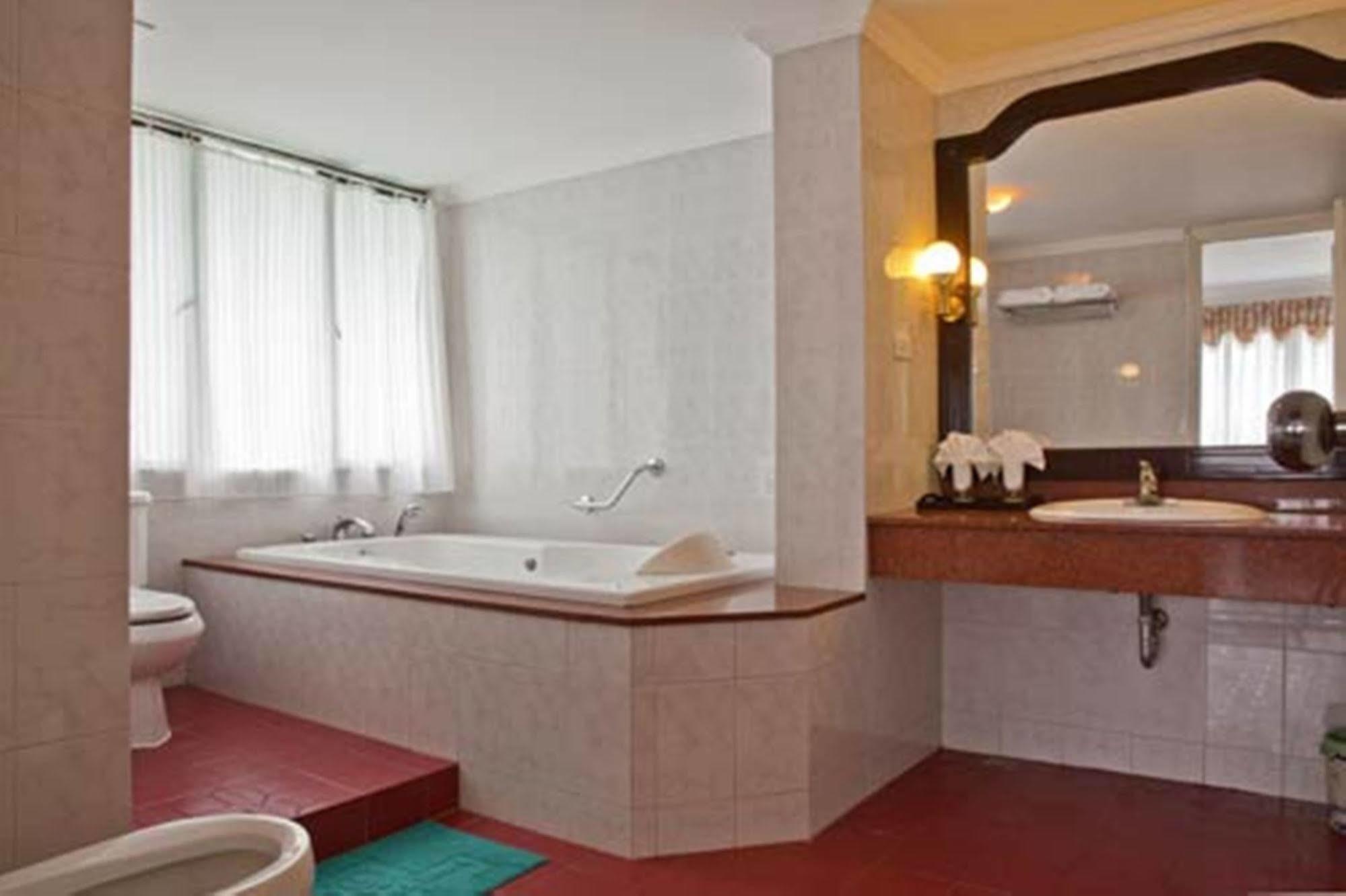 Green Park Hotel האנוי מראה חיצוני תמונה