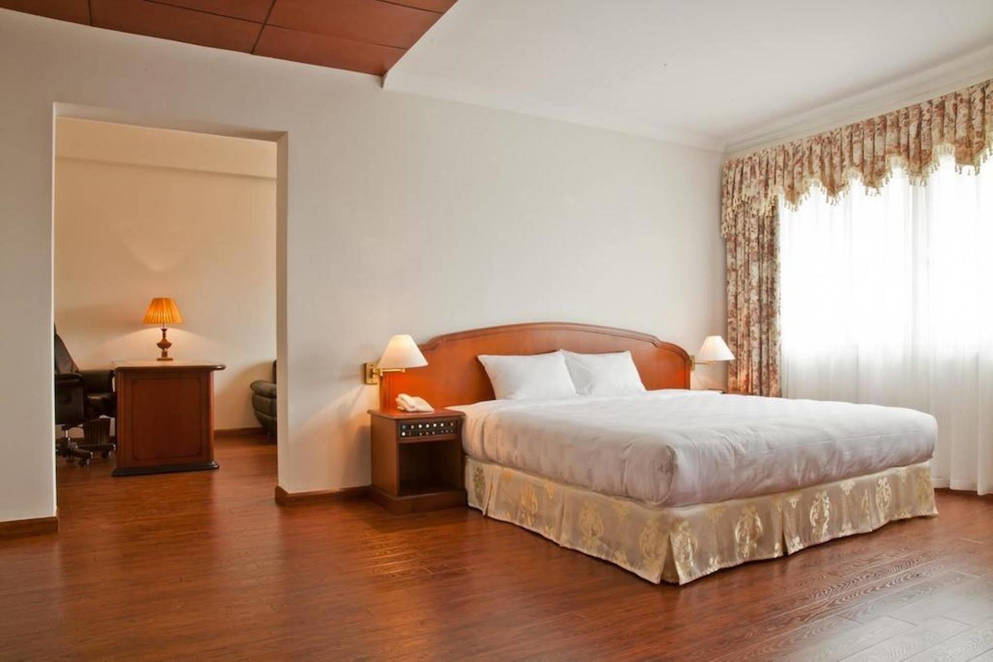 Green Park Hotel האנוי מראה חיצוני תמונה
