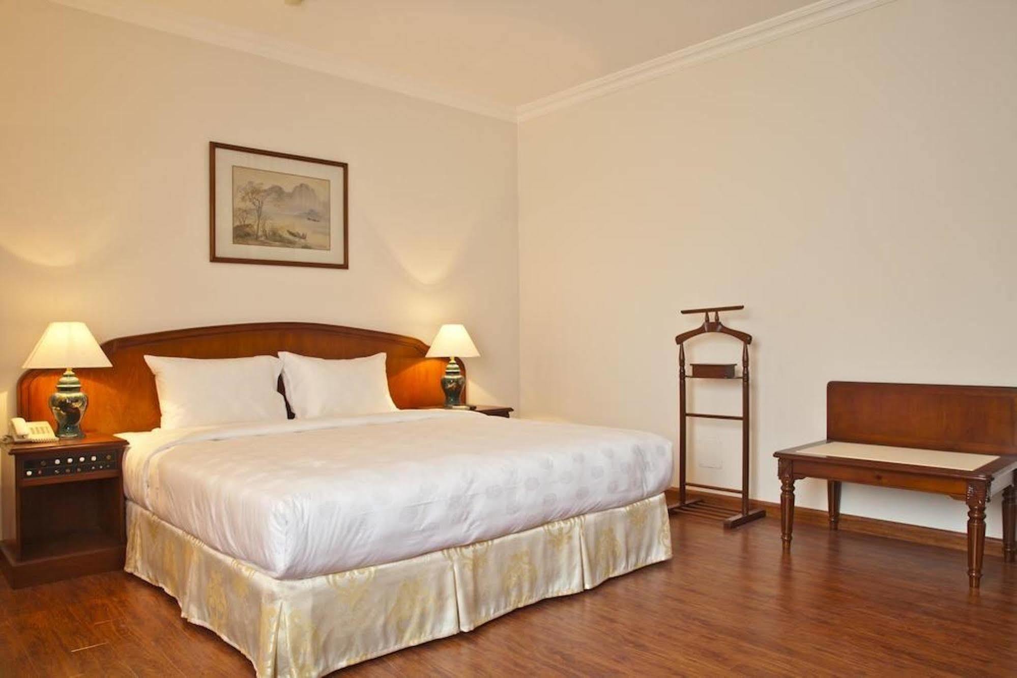 Green Park Hotel האנוי מראה חיצוני תמונה